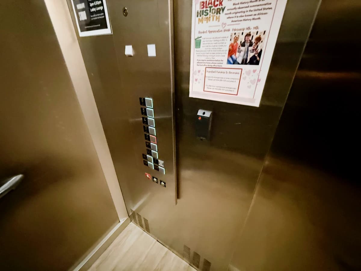 200 Edgewood image