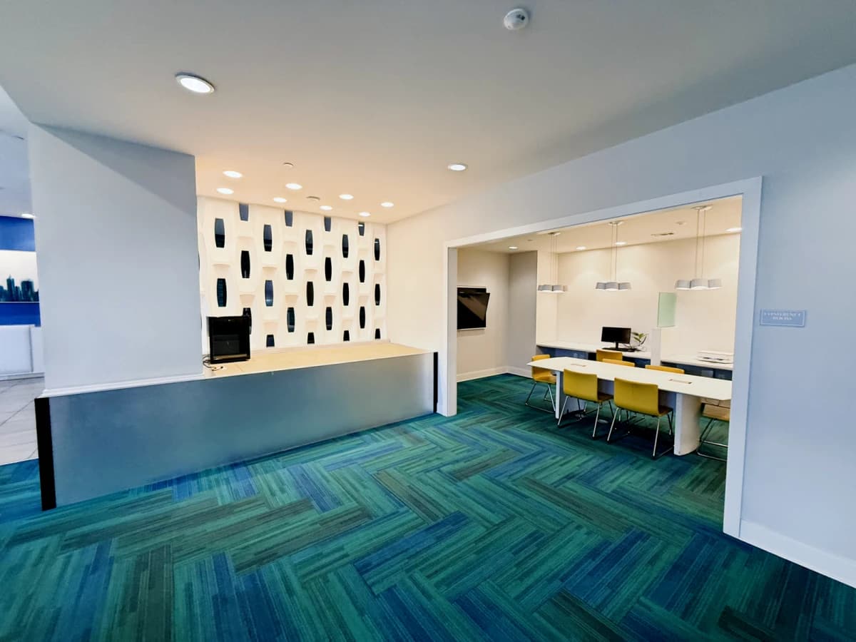 200 Edgewood image
