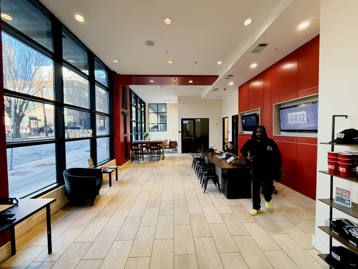 One 12 Courtland image