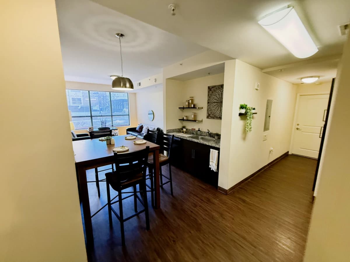 3 Bed 3 Bath Private