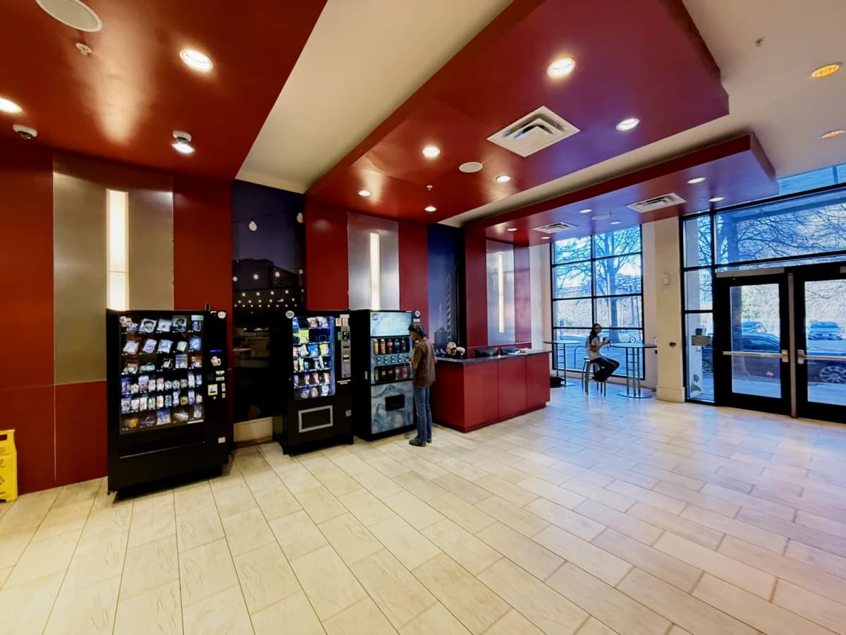 One 12 Courtland image