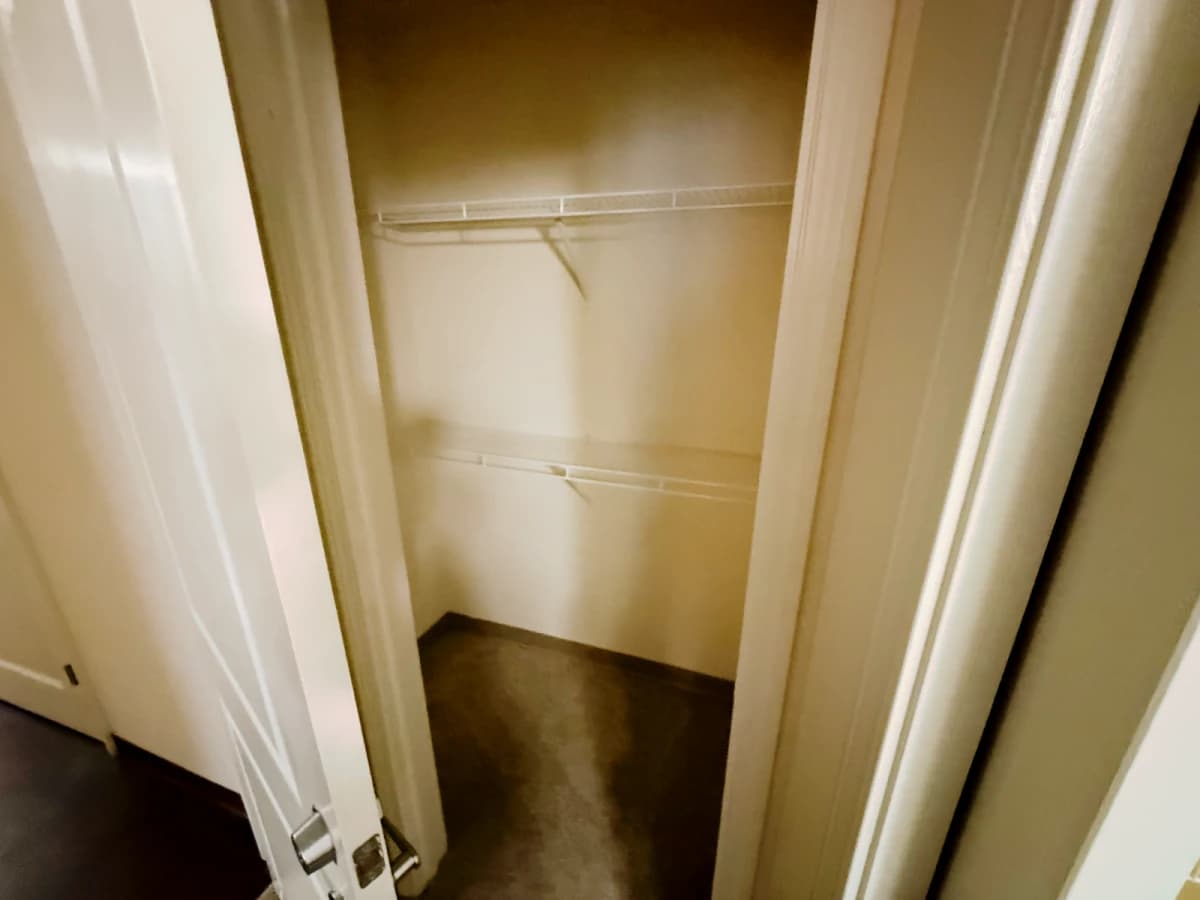 3 Bed 3 Bath Private