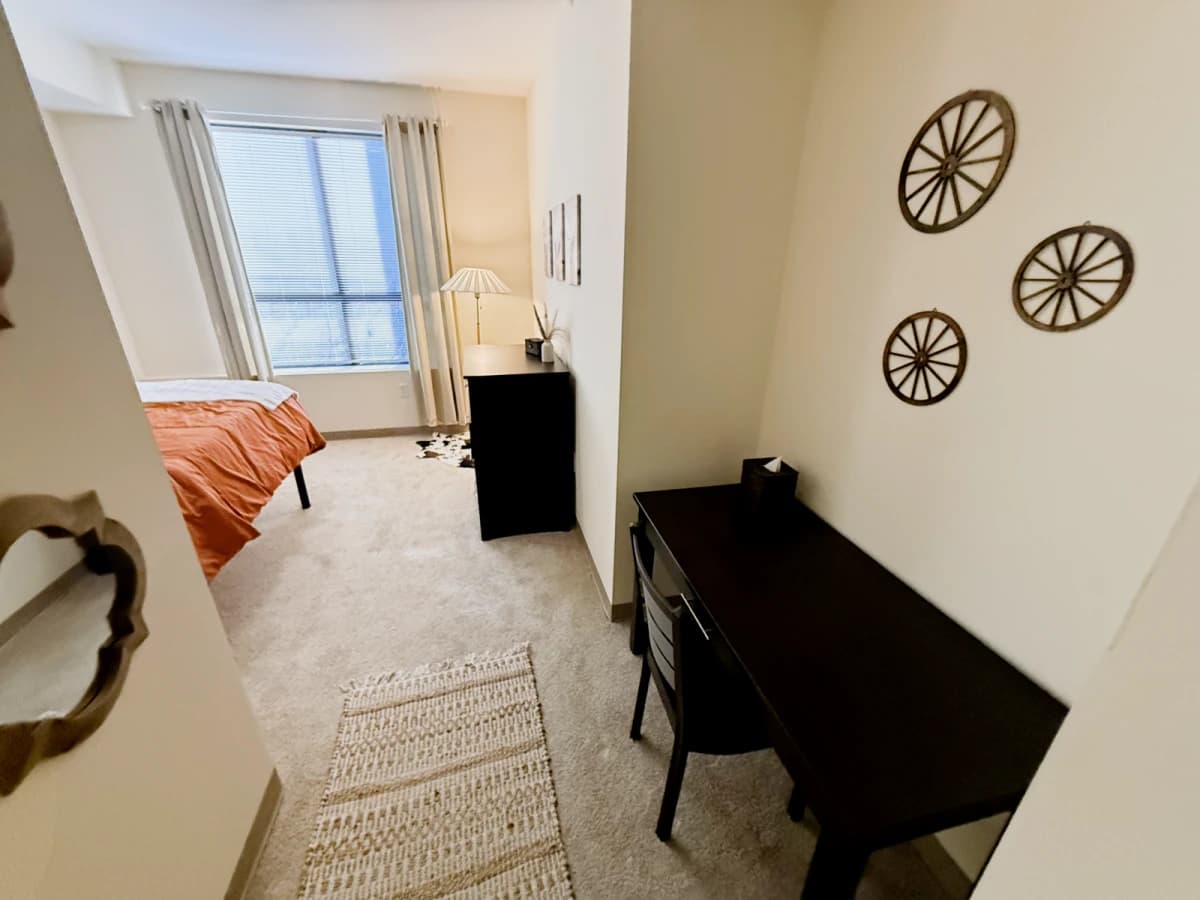 3 Bed 3 Bath Private