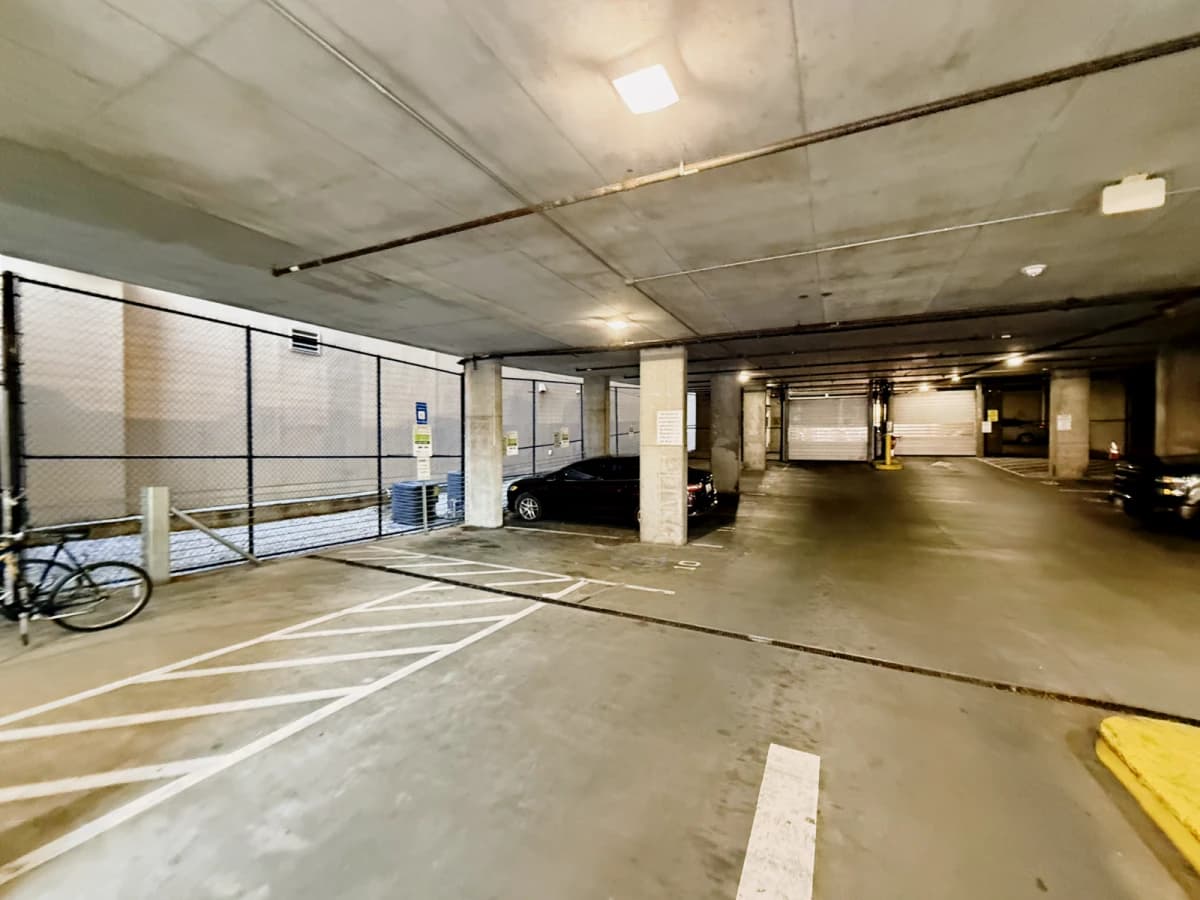 One 12 Courtland image