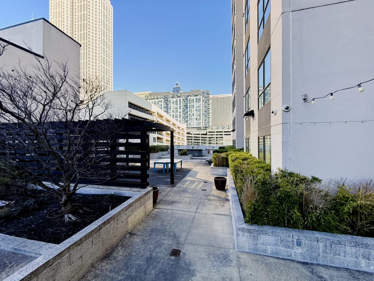 Outdoor Features