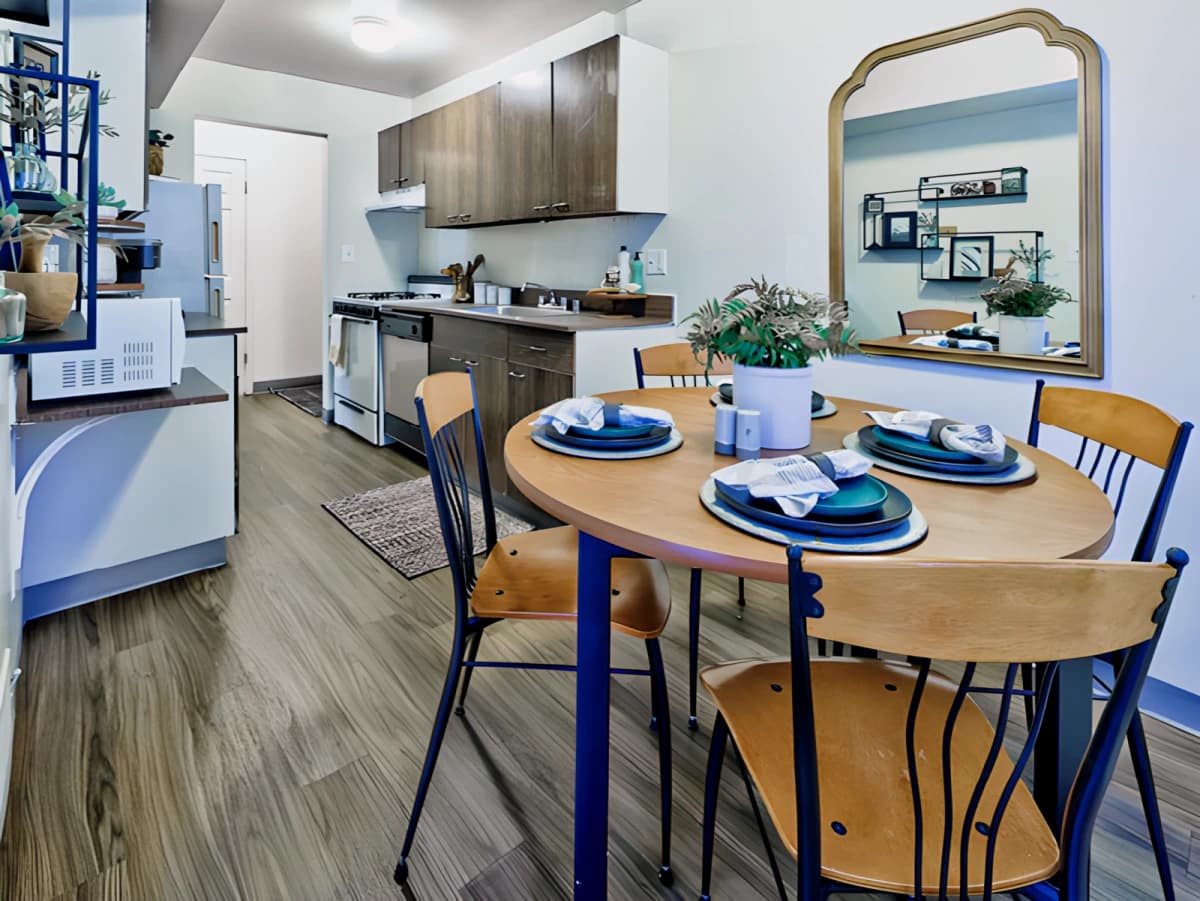 Willowtree Apartments and Tower image