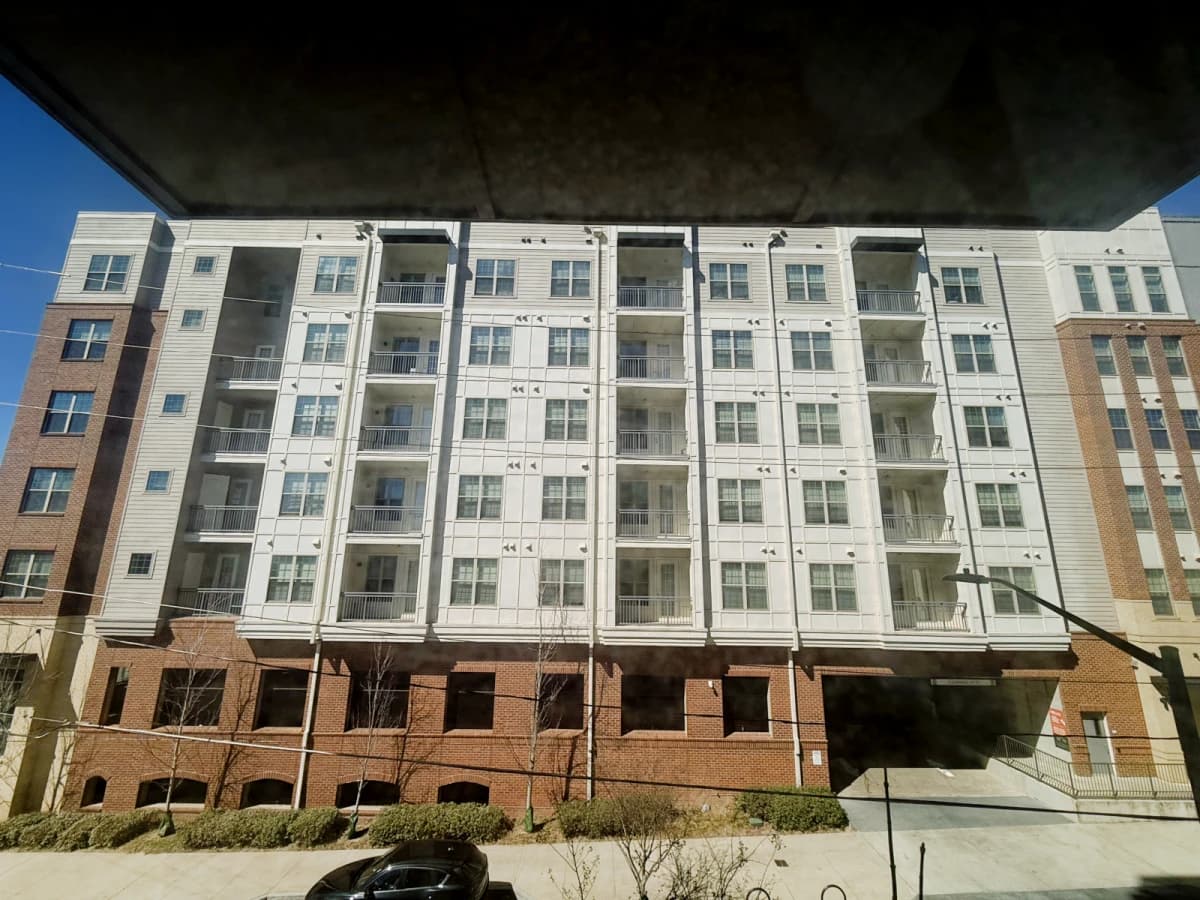 Paloma West Midtown Apartments image 5