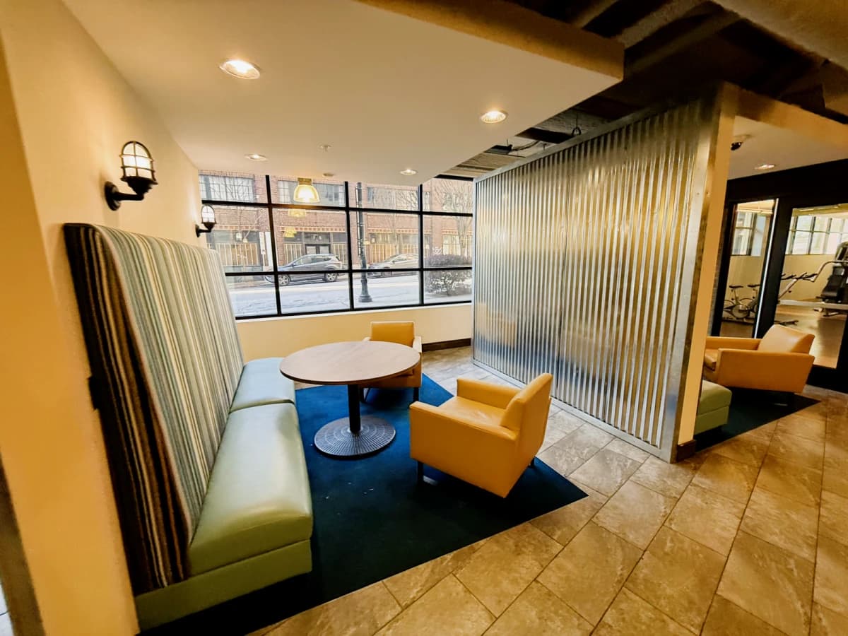 One 12 Courtland image