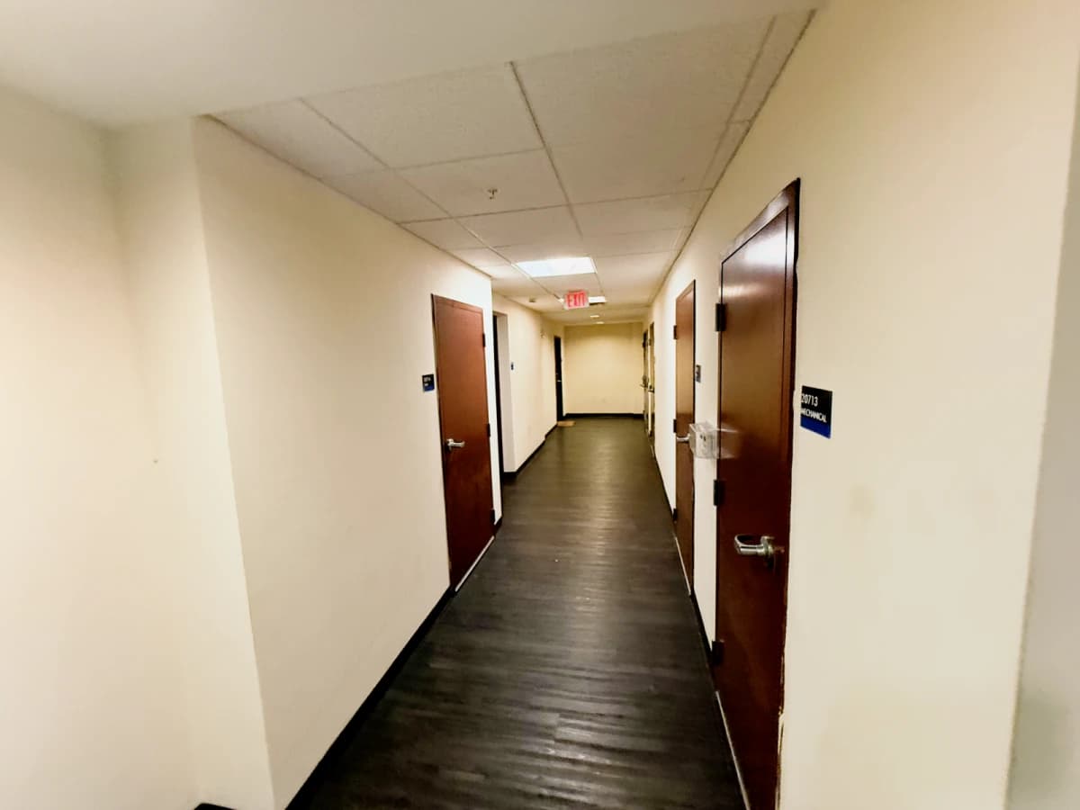 One 12 Courtland image