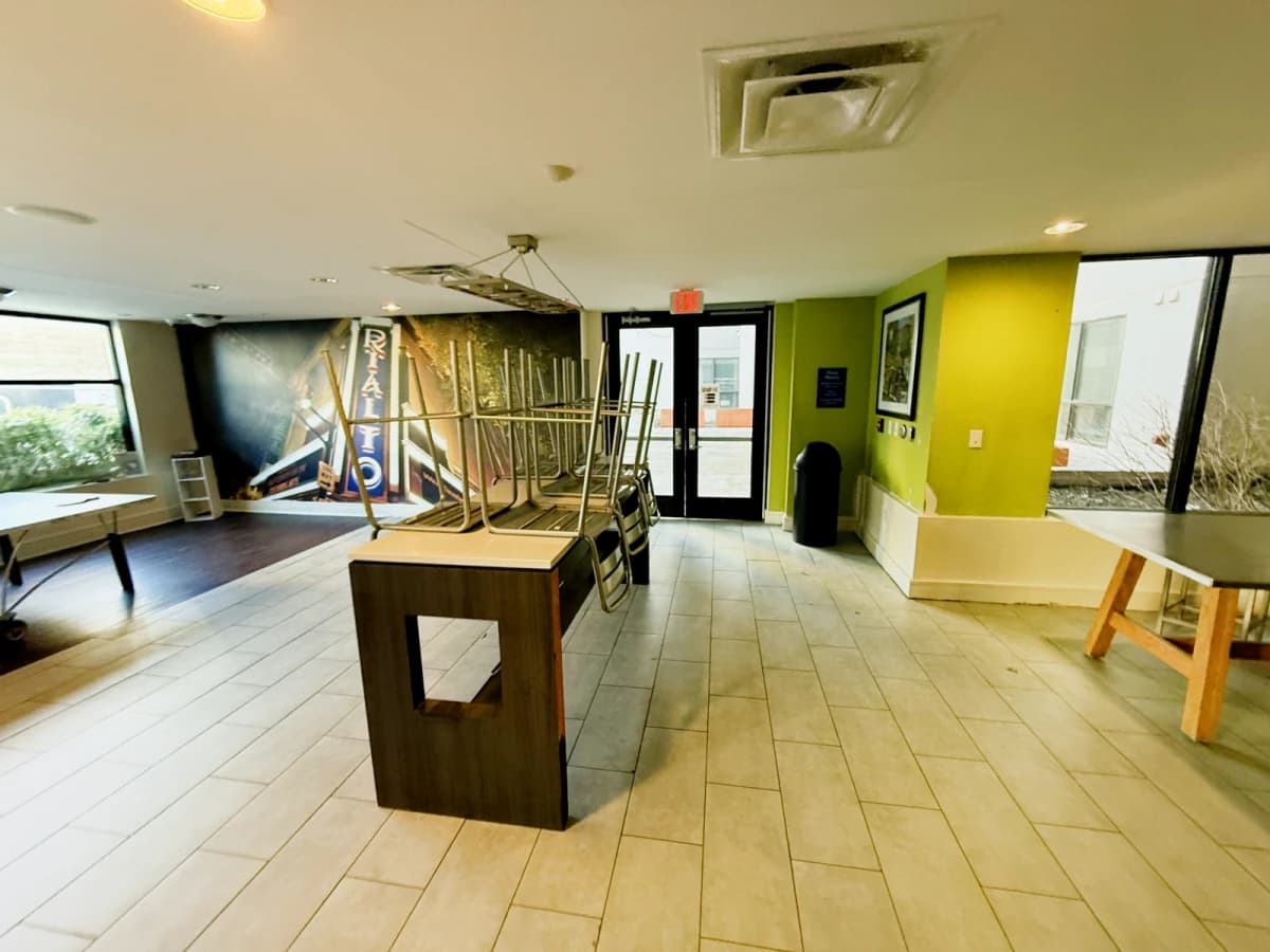 One 12 Courtland image