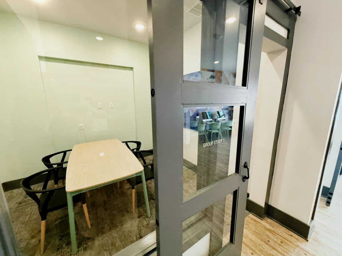 Paloma West Midtown Apartments image