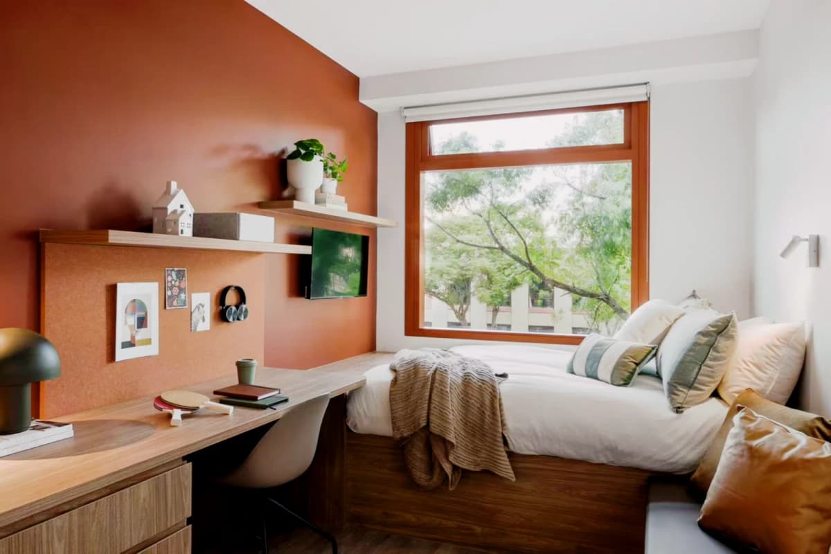 Journal Campus House image