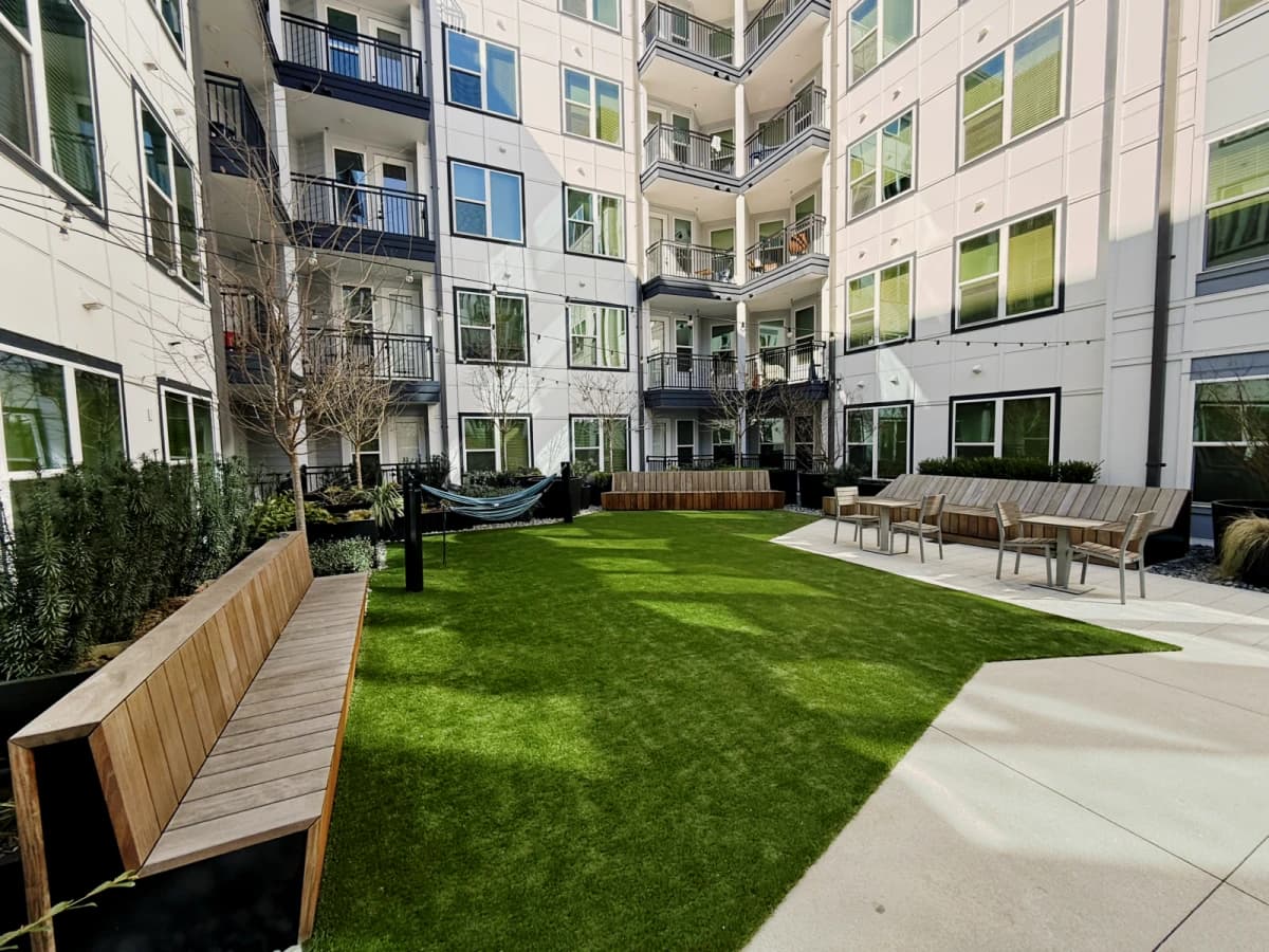 Outdoor Features