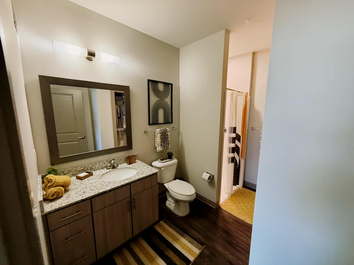 2bd  / 2ba
