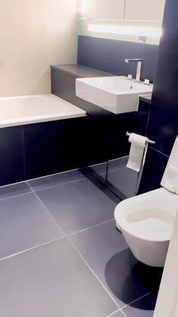 3 Bedroom 3 Bathroom Flat610