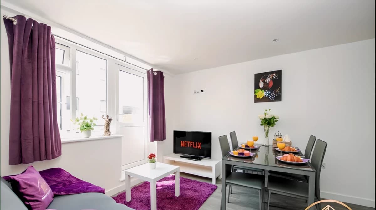 Dionysus Apartment - The Celebration of Town