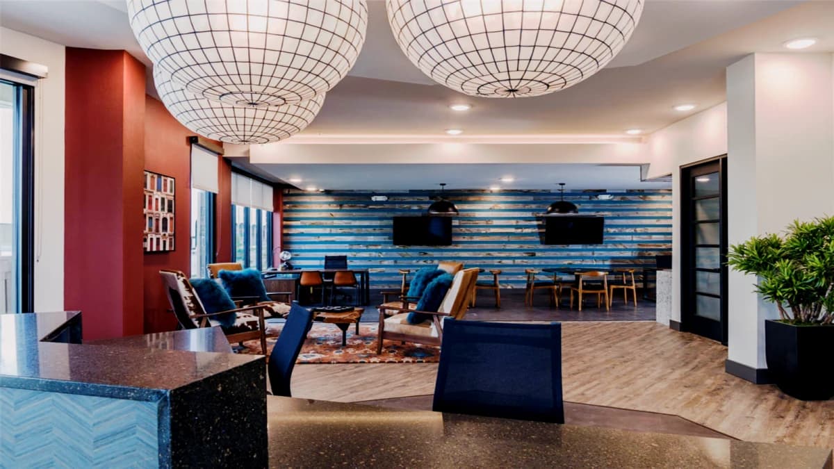 Gateway on Cullen image