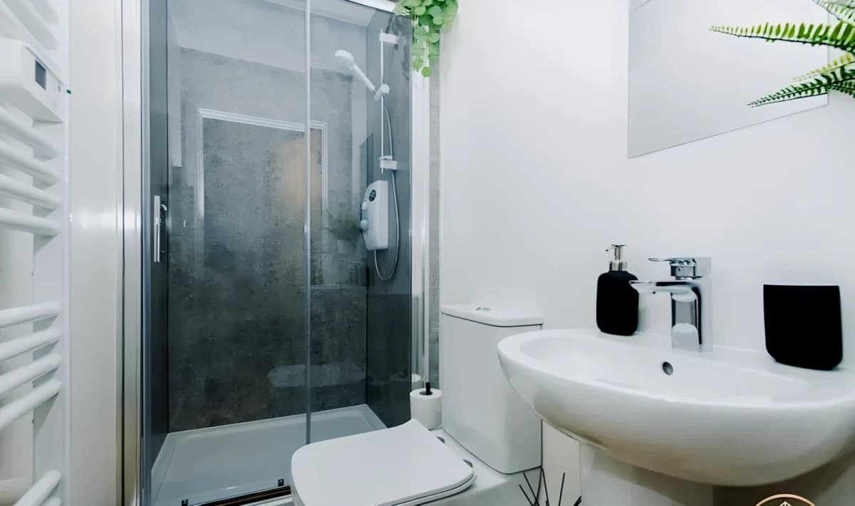 1 bedroom 1 bathroom