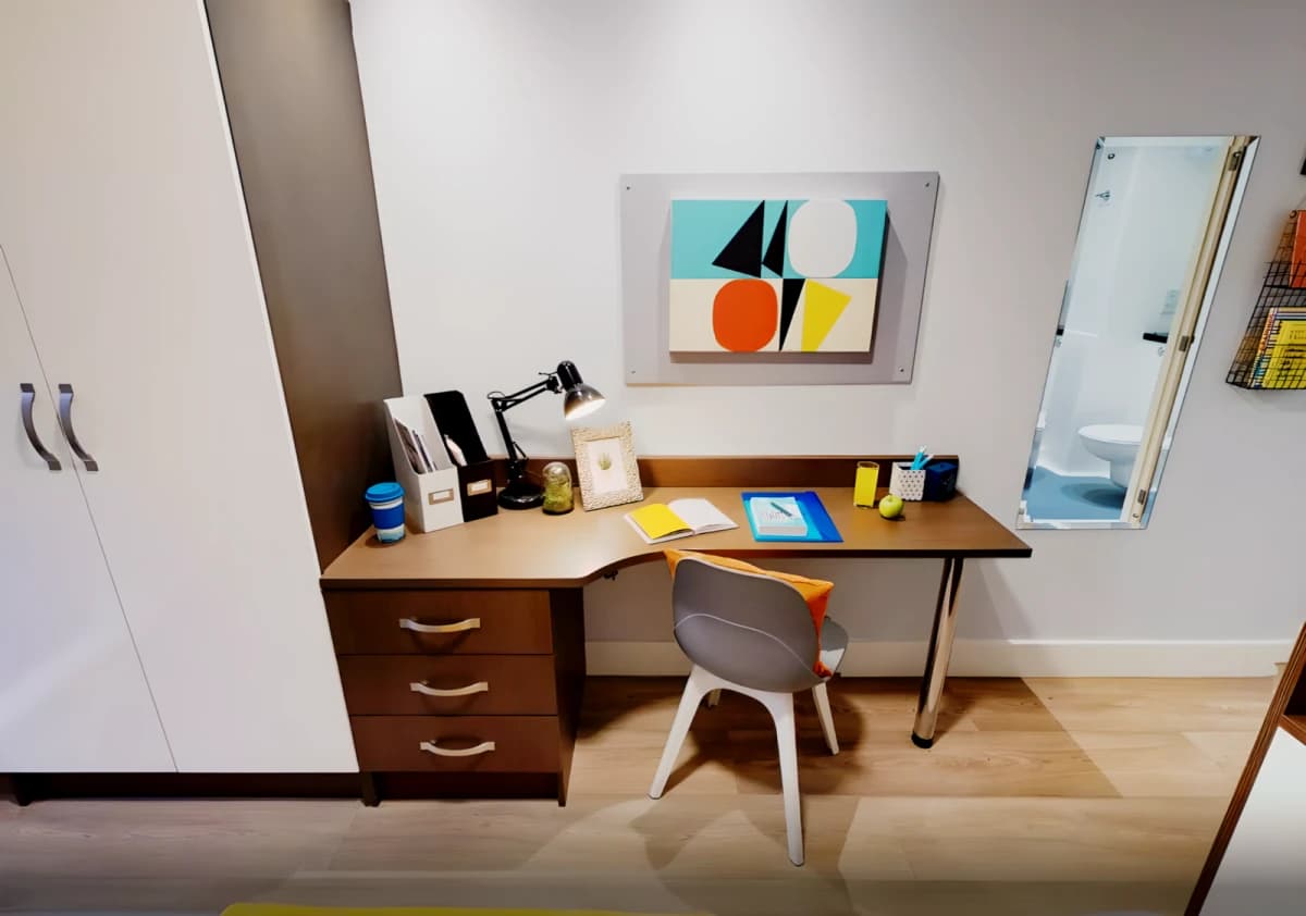 iQ Penworks House image