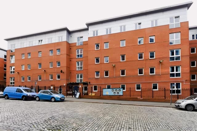 Apollo Court image 3
