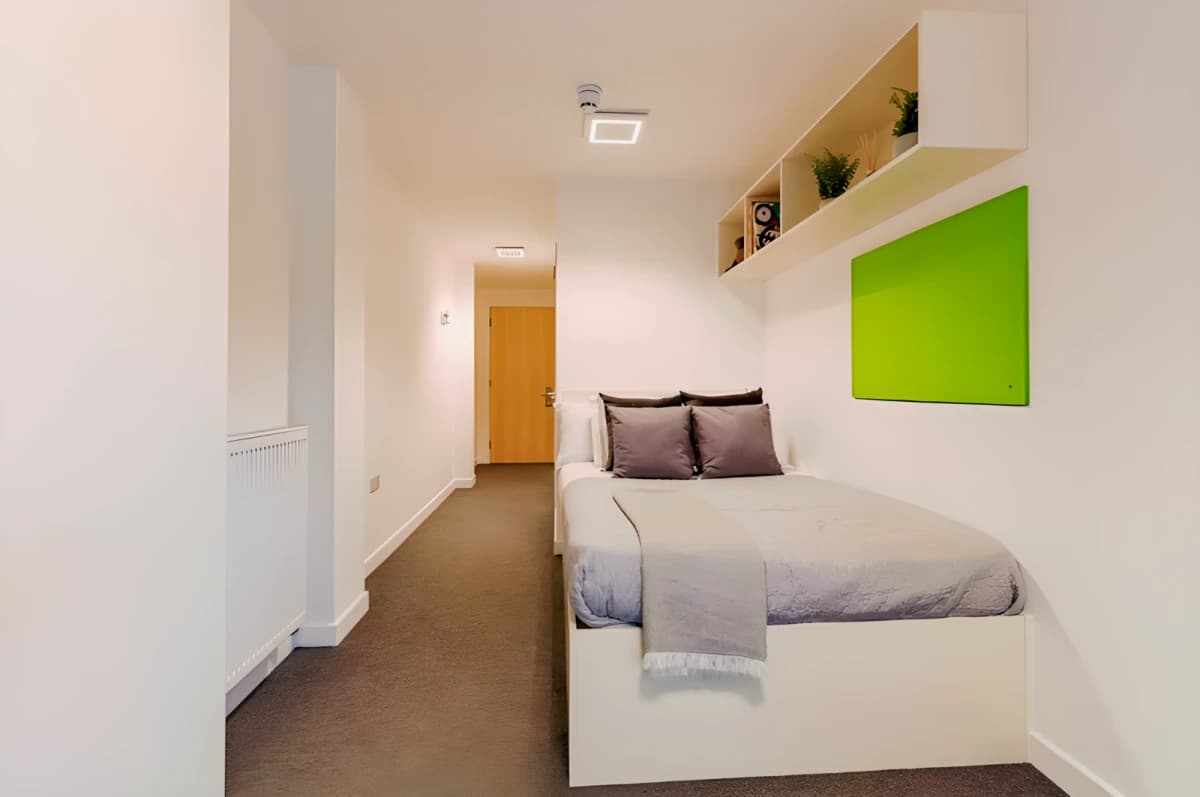 Hollingbury House image