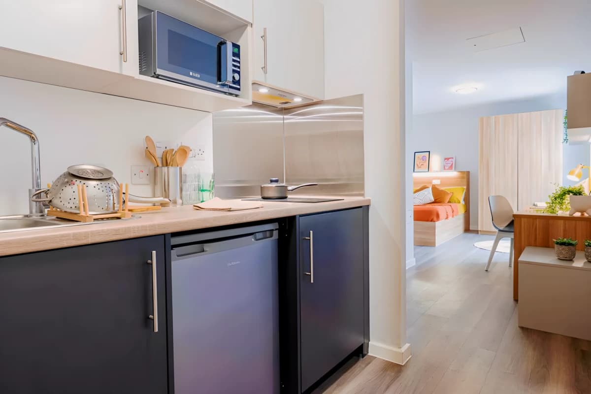 Gob Sterling Court (Wembley) image