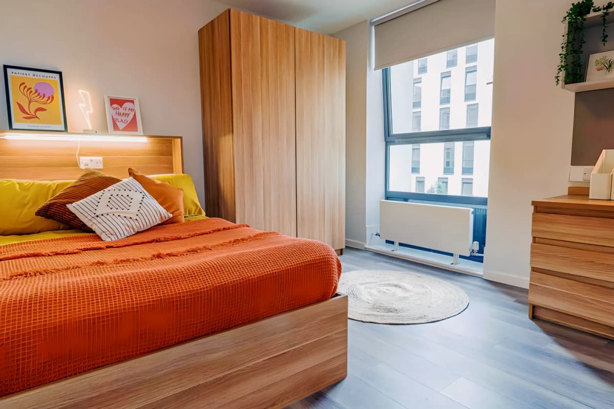 Gob Sterling Court (Wembley) image