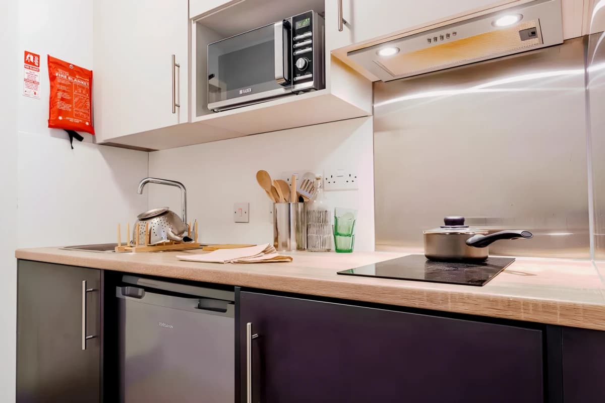 Gob Sterling Court (Wembley) image