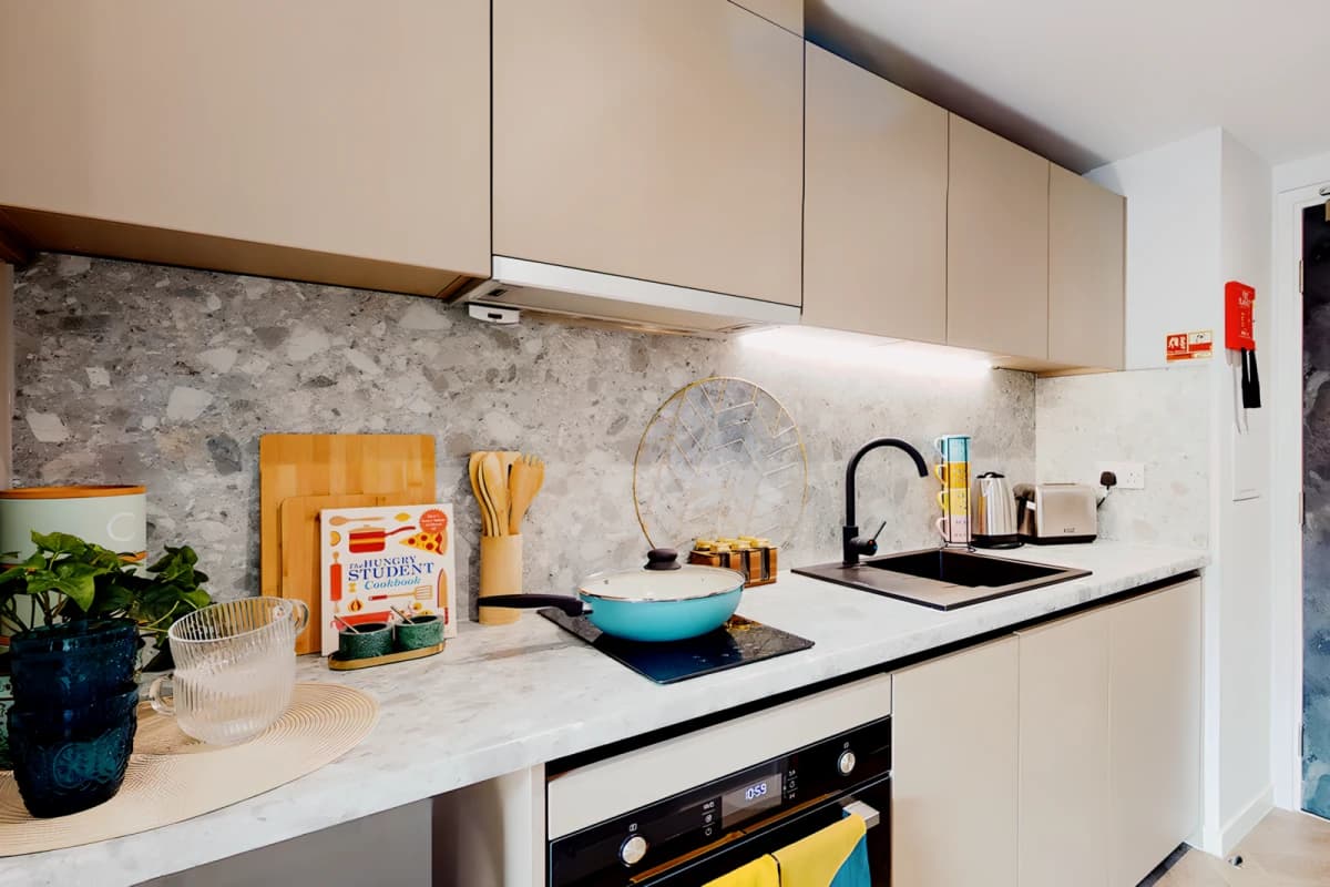 Gob Westminster Residence image 3