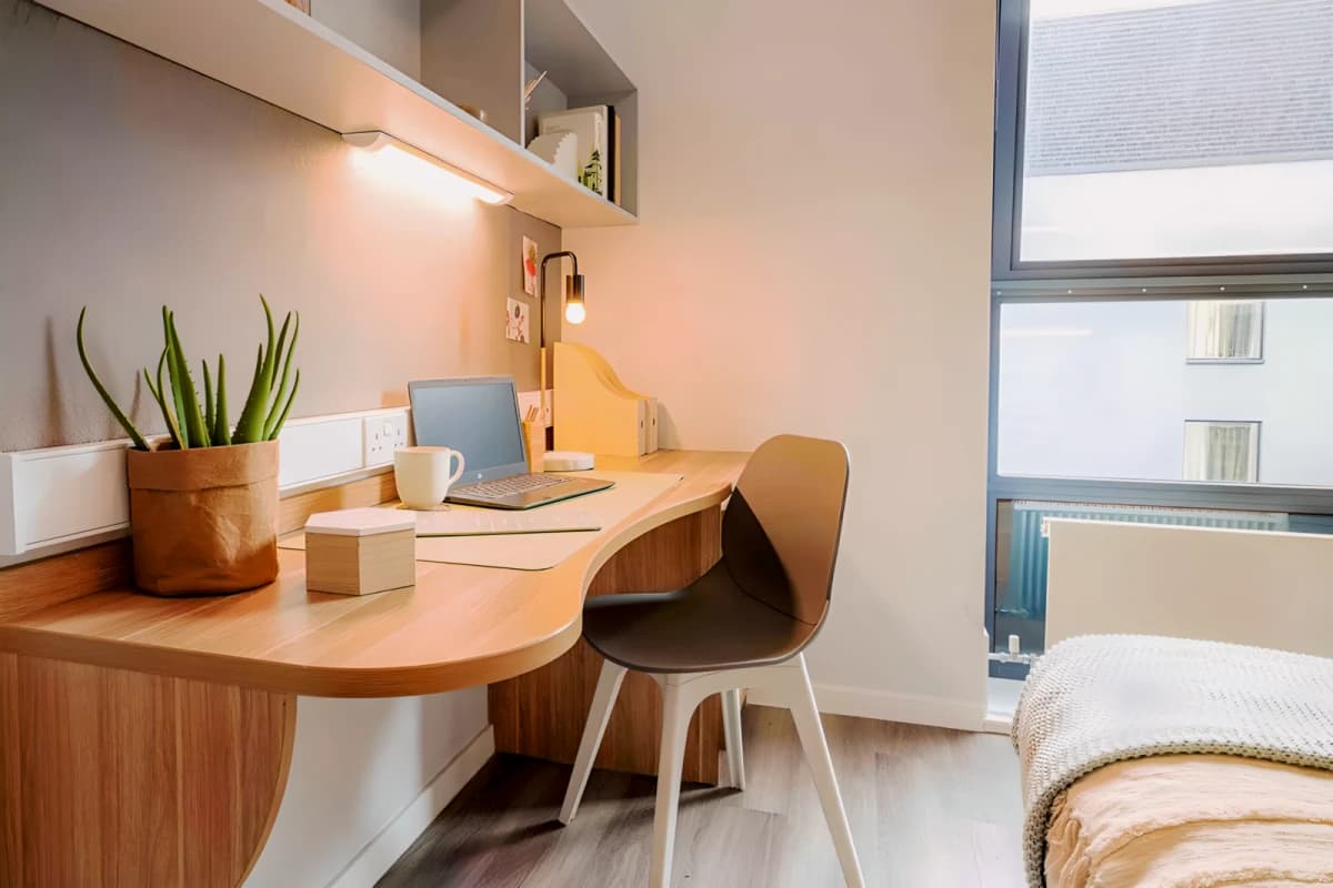 Gob Sterling Court (Wembley)