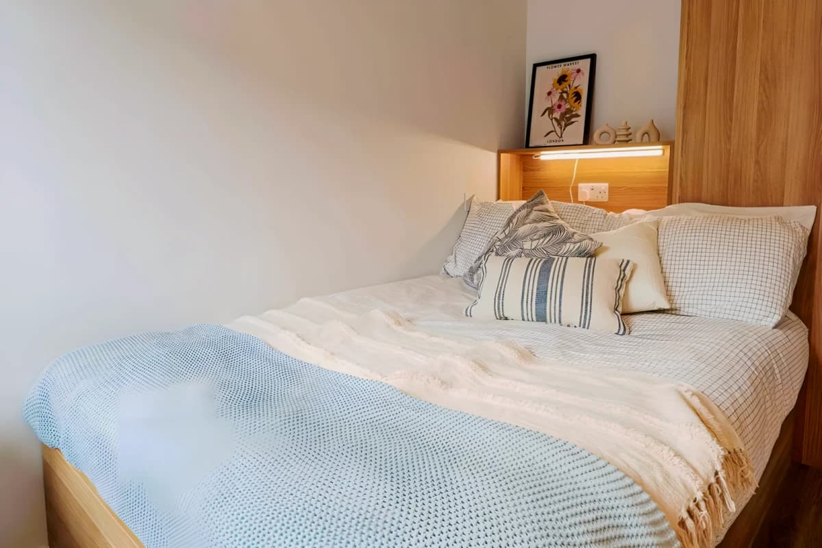 Gob Sterling Court (Wembley) image