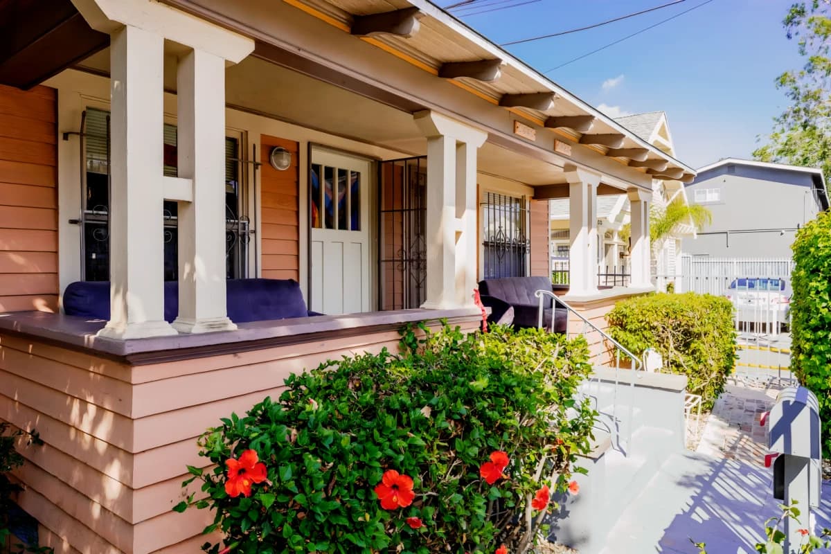 1329 W 29th Street image 3