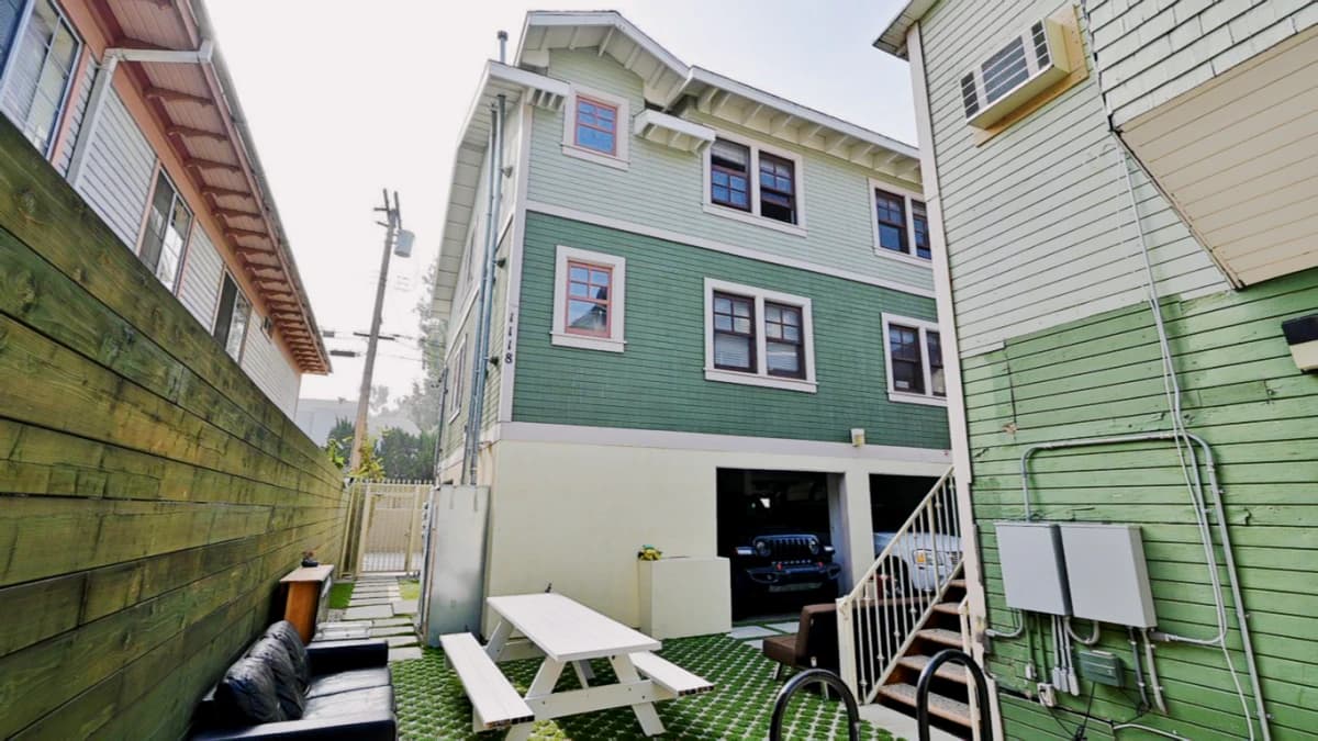 1118 ¾   W. 30Th Street