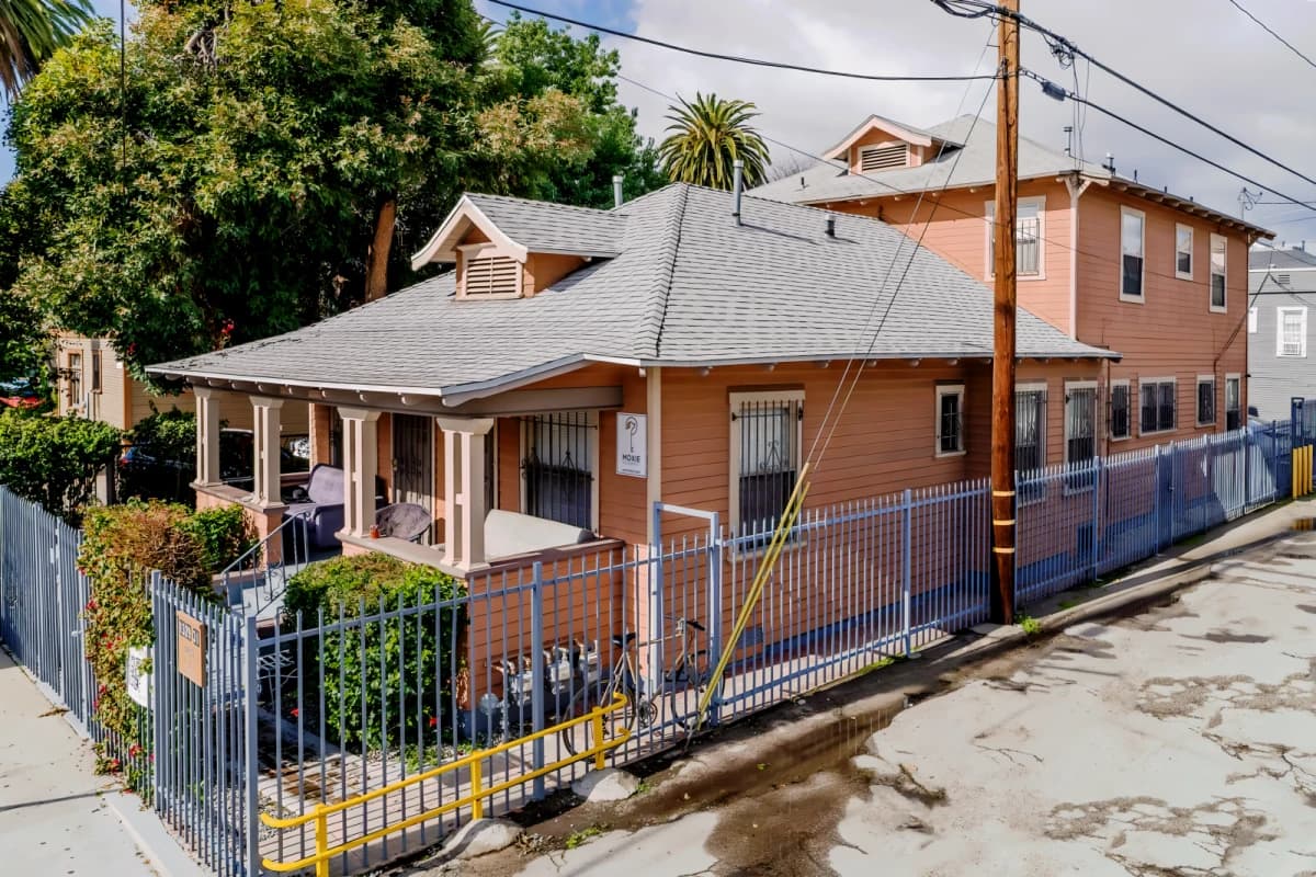 1329 W 29th Street image 2