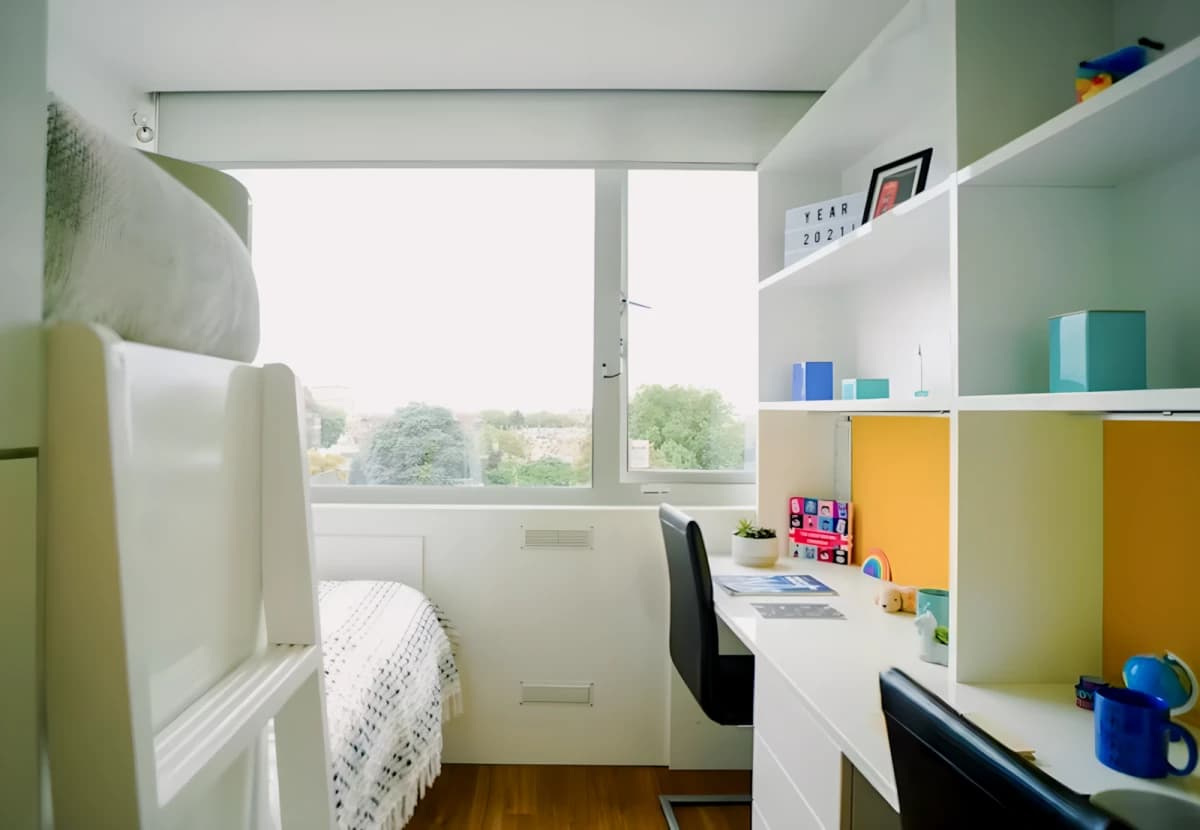 Chelsea Lightfoot Hall image
