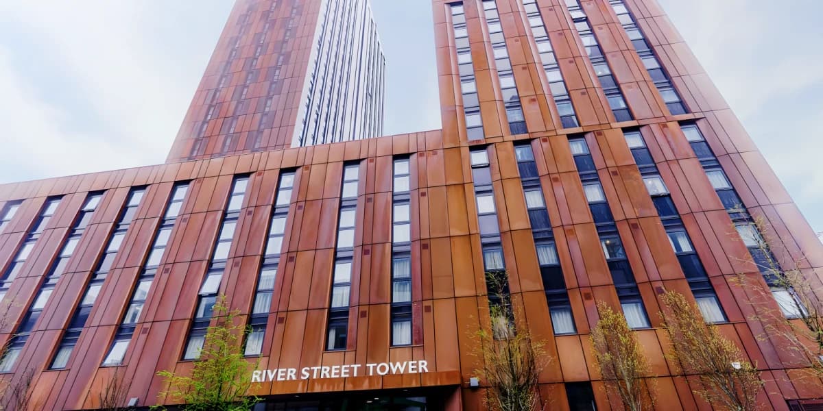 Canvas Manchester image 2