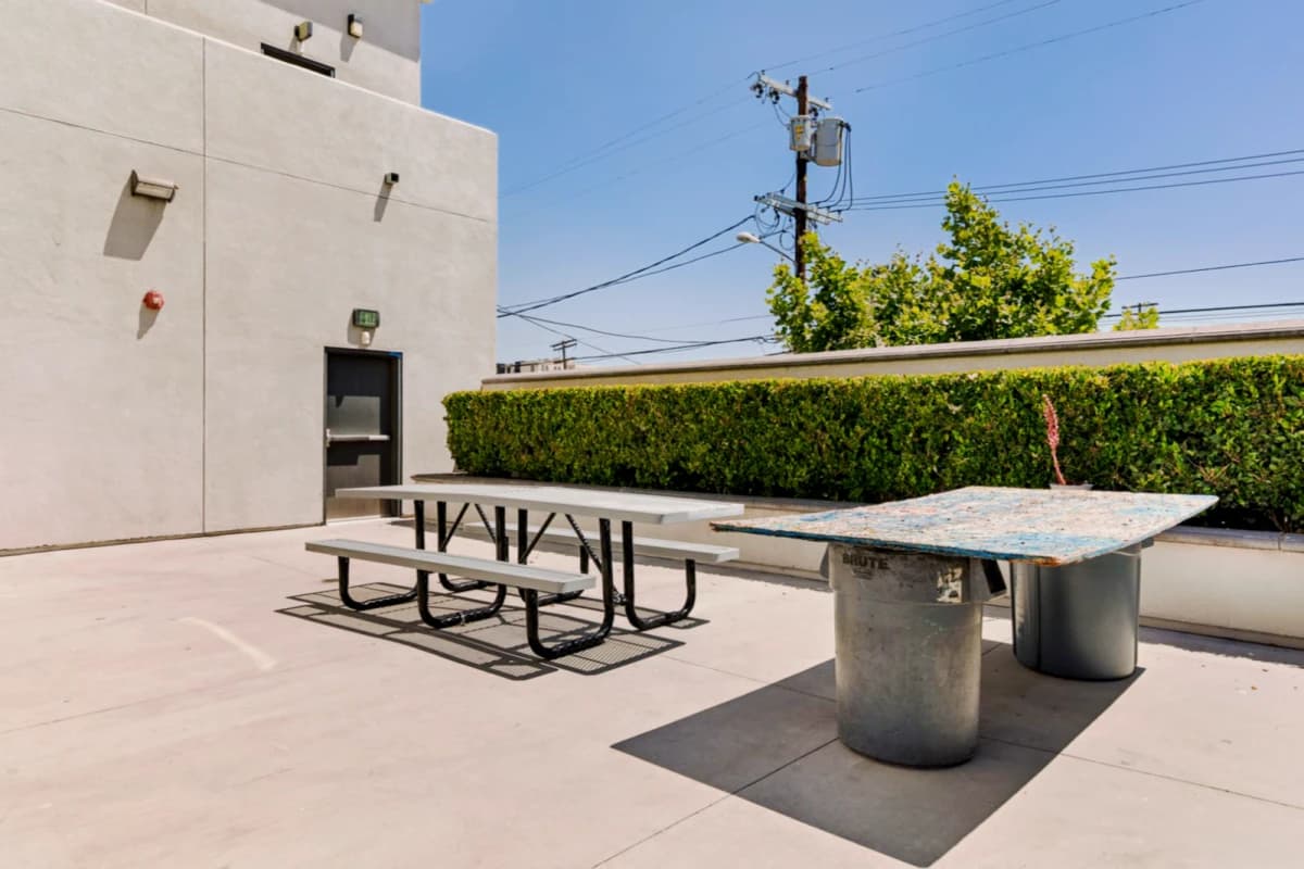 Outdoor Features