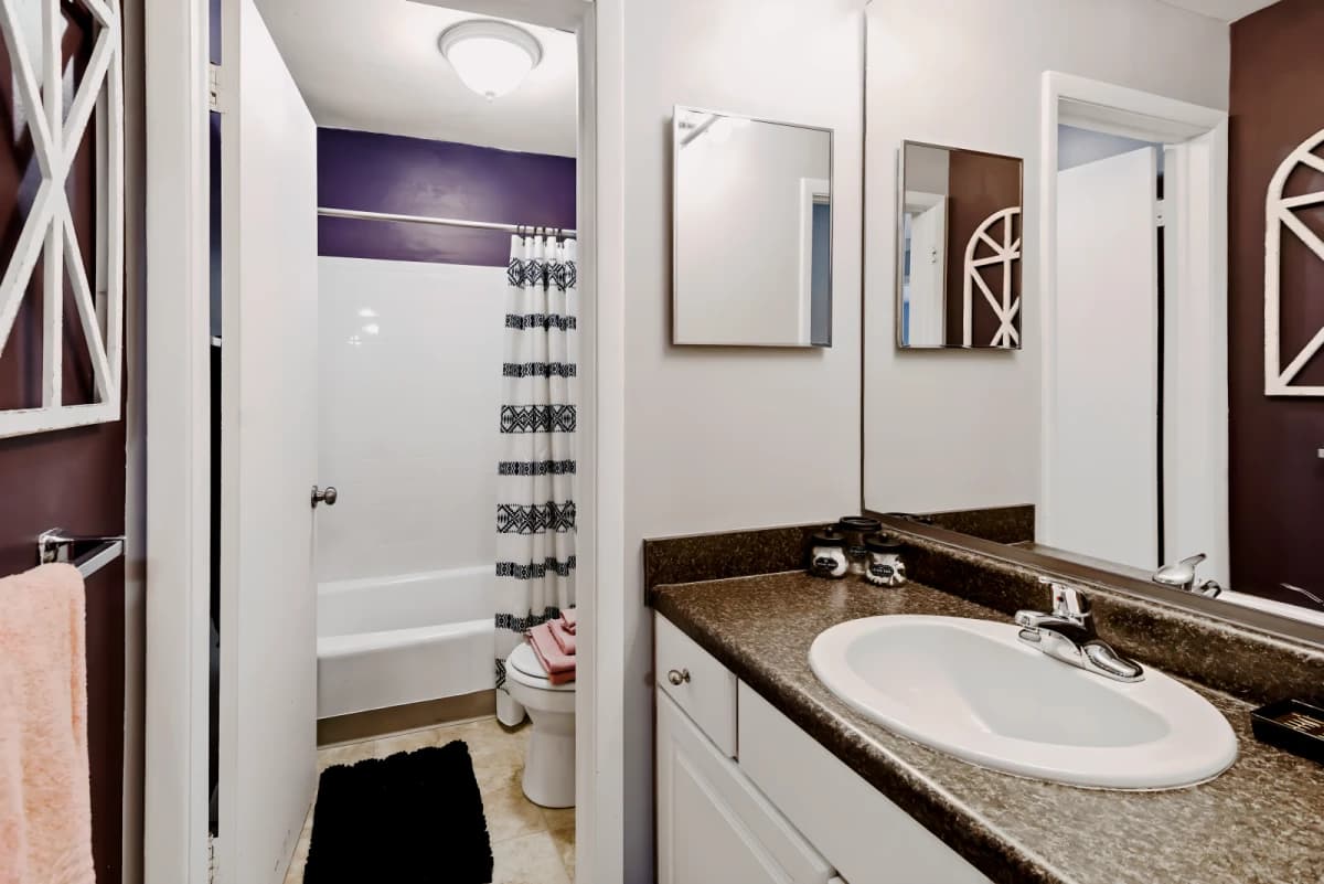 Berrytree Apartments image