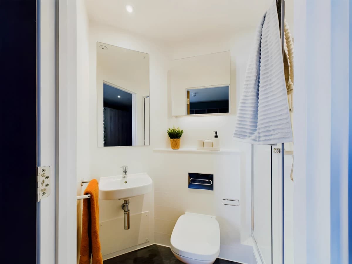 Crown Place image
