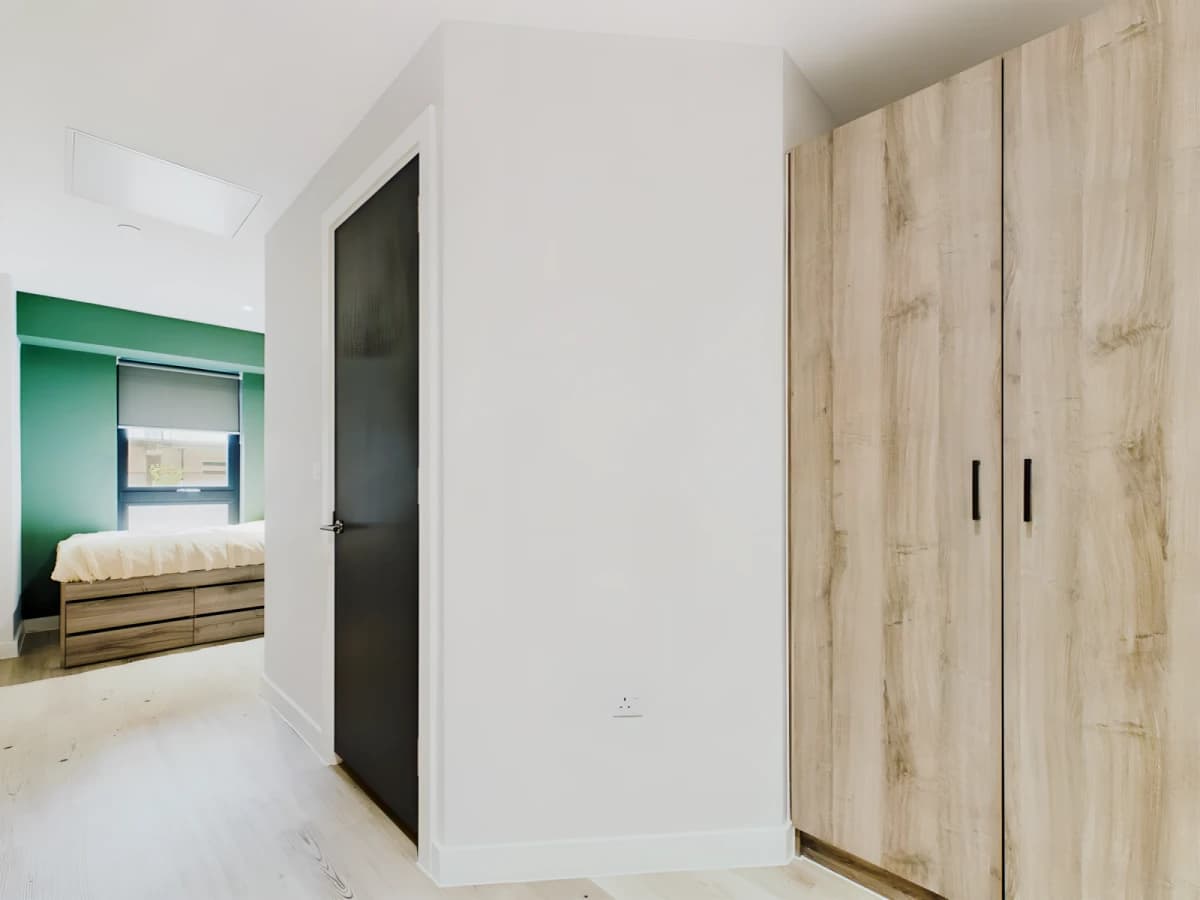 Crown Place image
