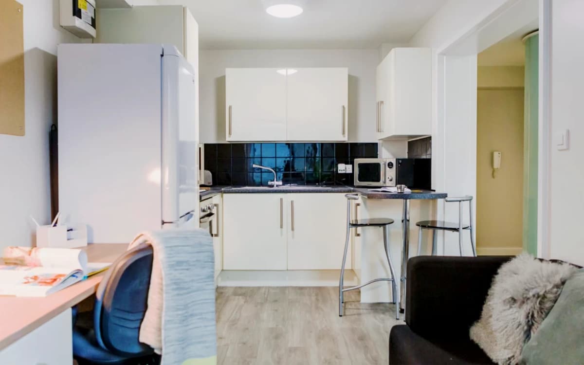Lit Islington Residence image