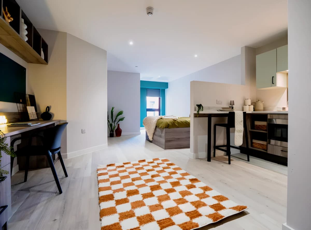 Crown Place image