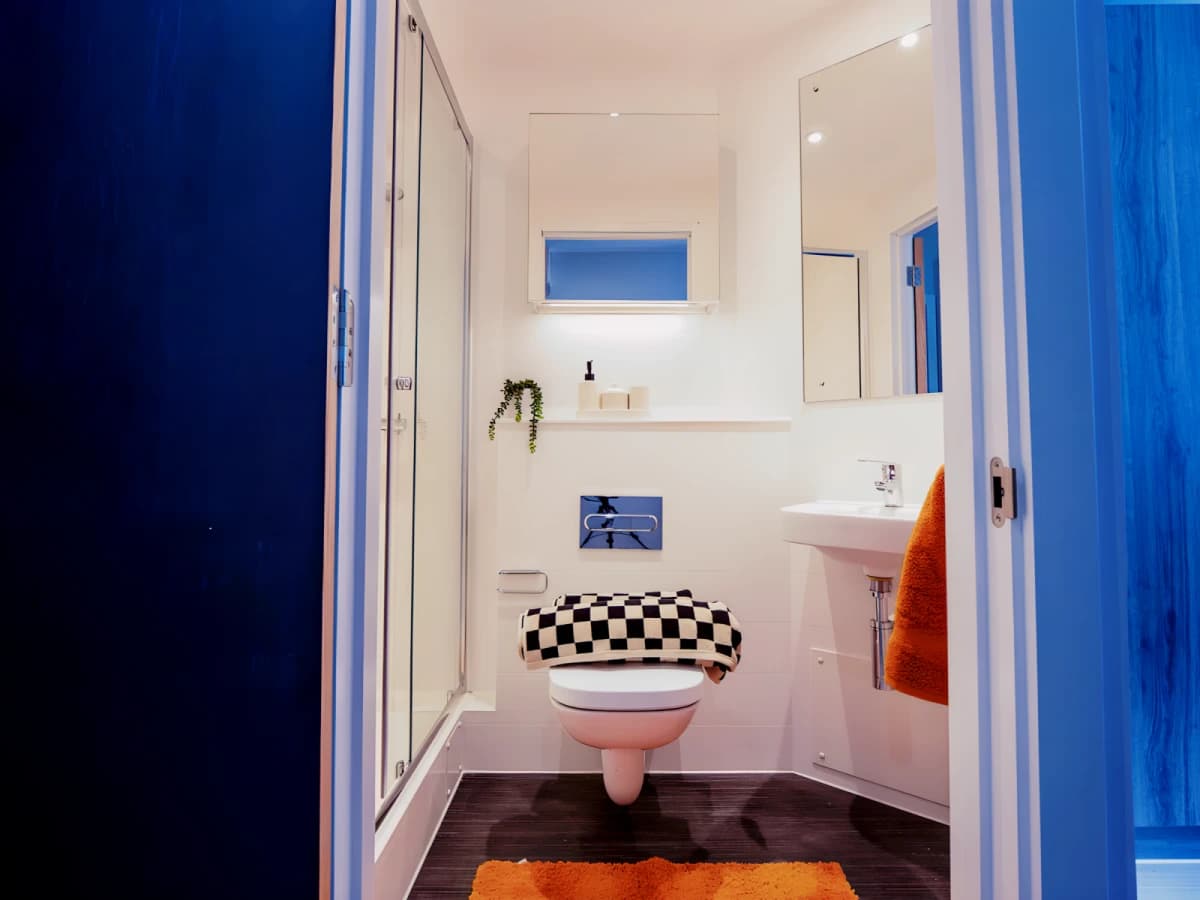 Crown Place image