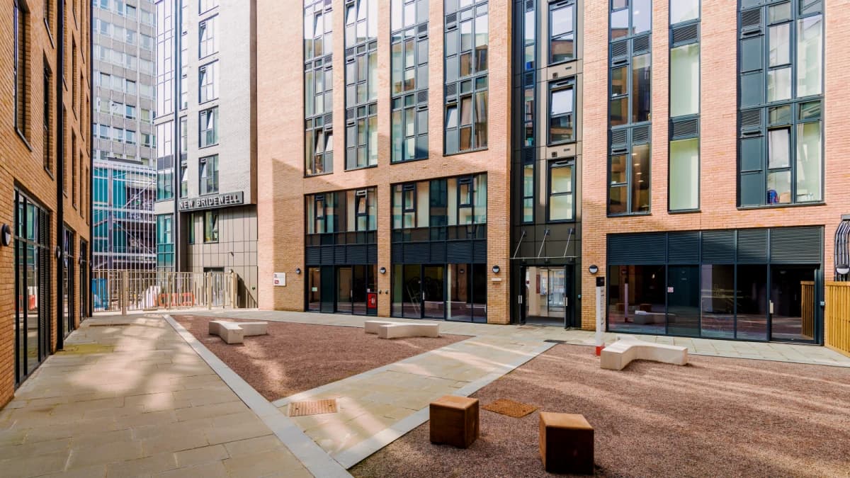 Outdoor Features