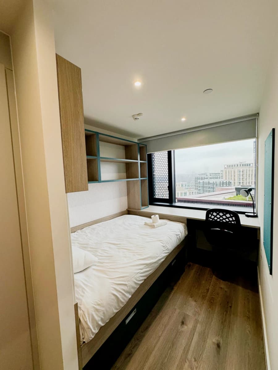 urbanest Battersea image