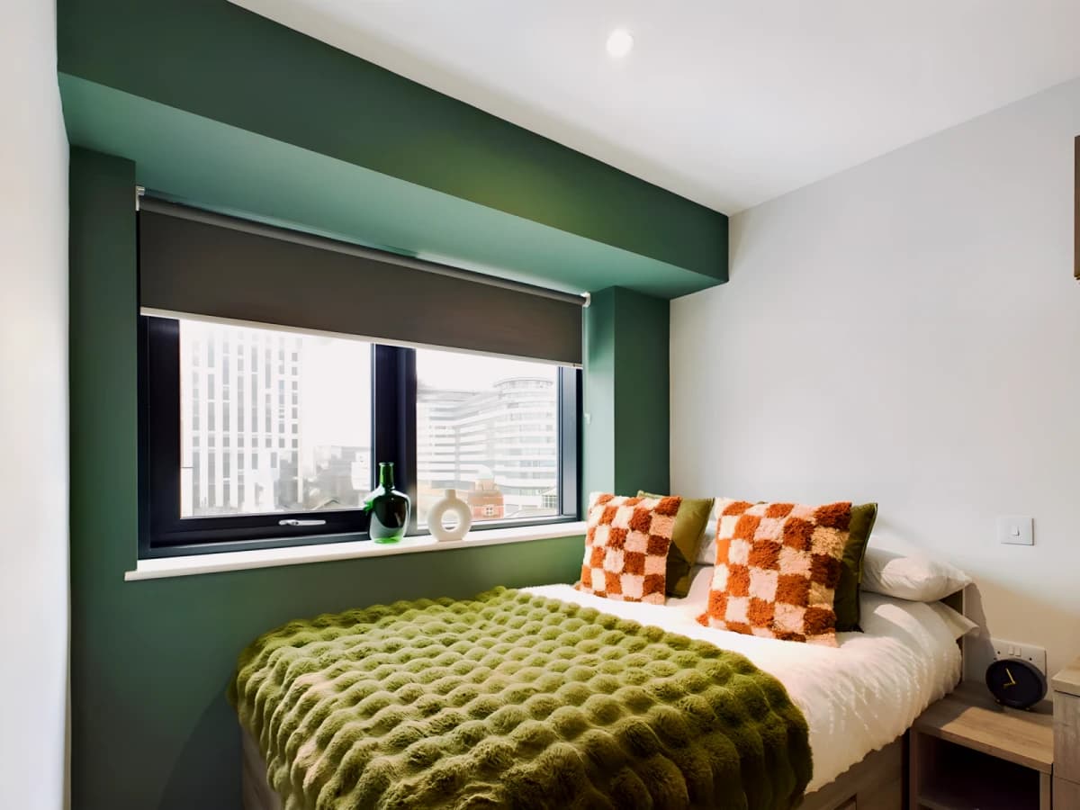 Crown Place image