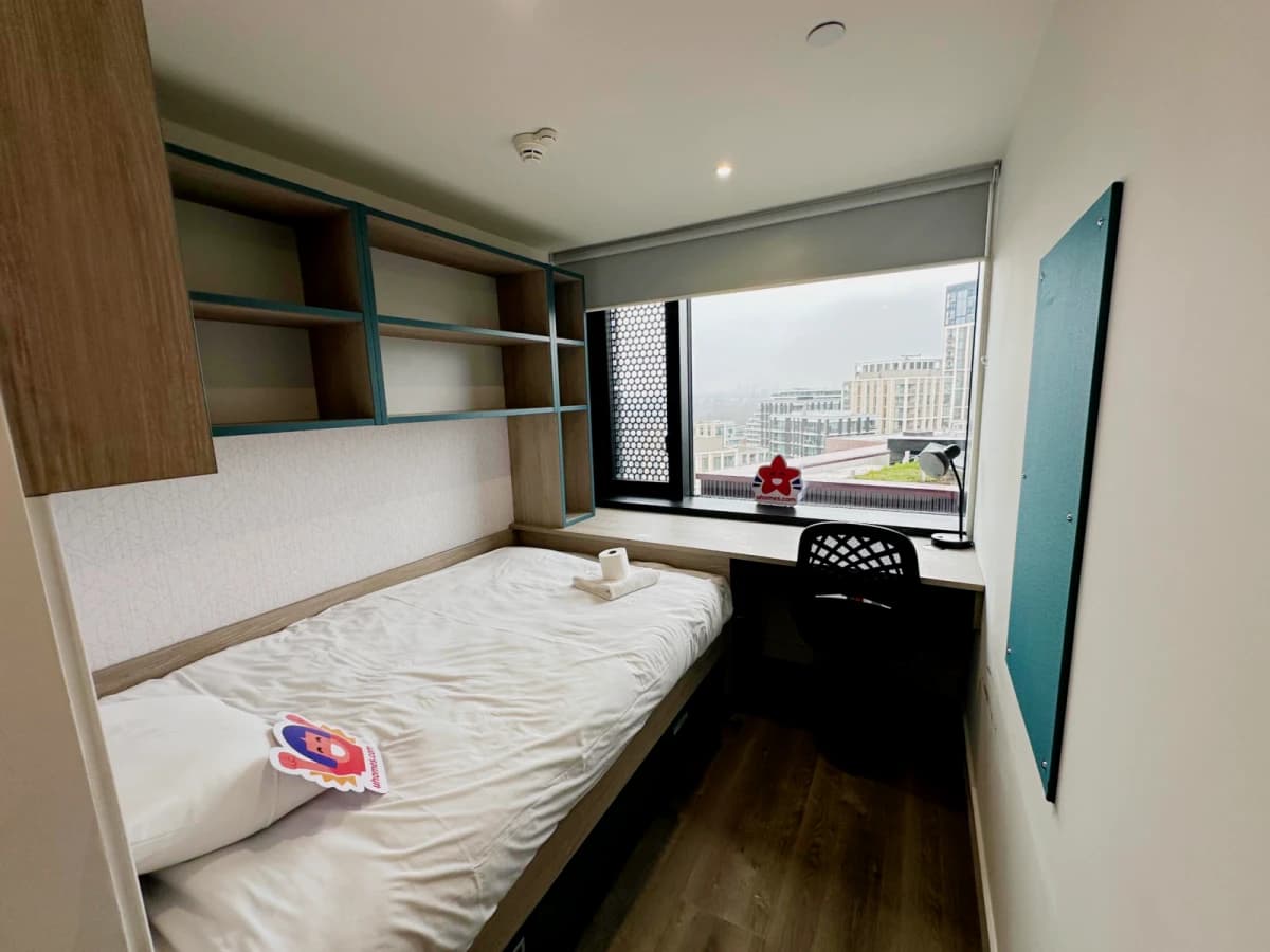 urbanest Battersea image