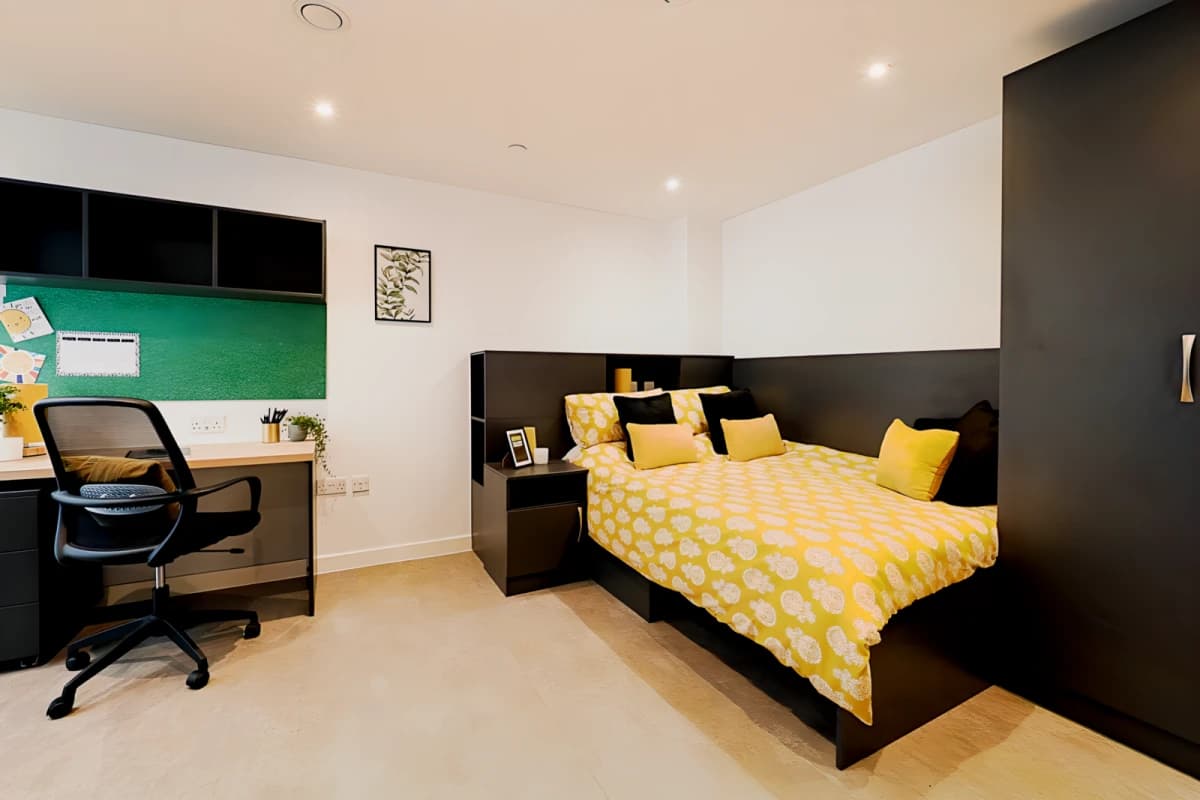 Westgate One image