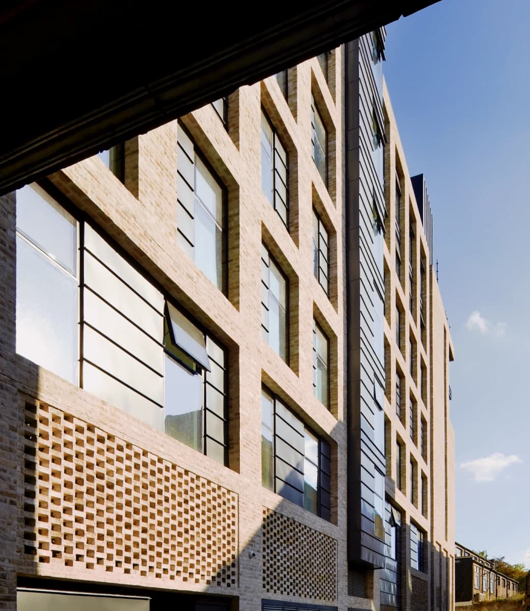 Spring Mews image 2