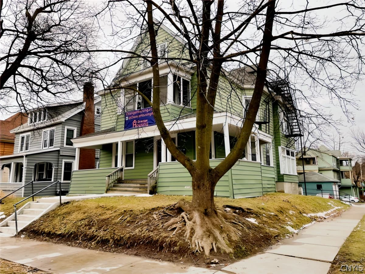 767 Euclid Ave image 3
